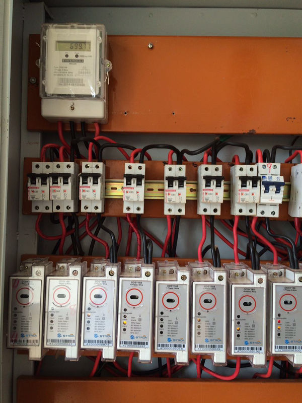 معدات اختبار العداد الكهربائي للتردد 50 هرتز مع بروتوكول STS القياسي لاختبار دائم وطويل الأمد