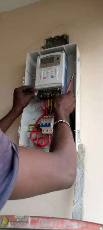 معدات اختبار العداد الكهربائي للتردد 50 هرتز مع بروتوكول STS القياسي لاختبار دائم وطويل الأمد