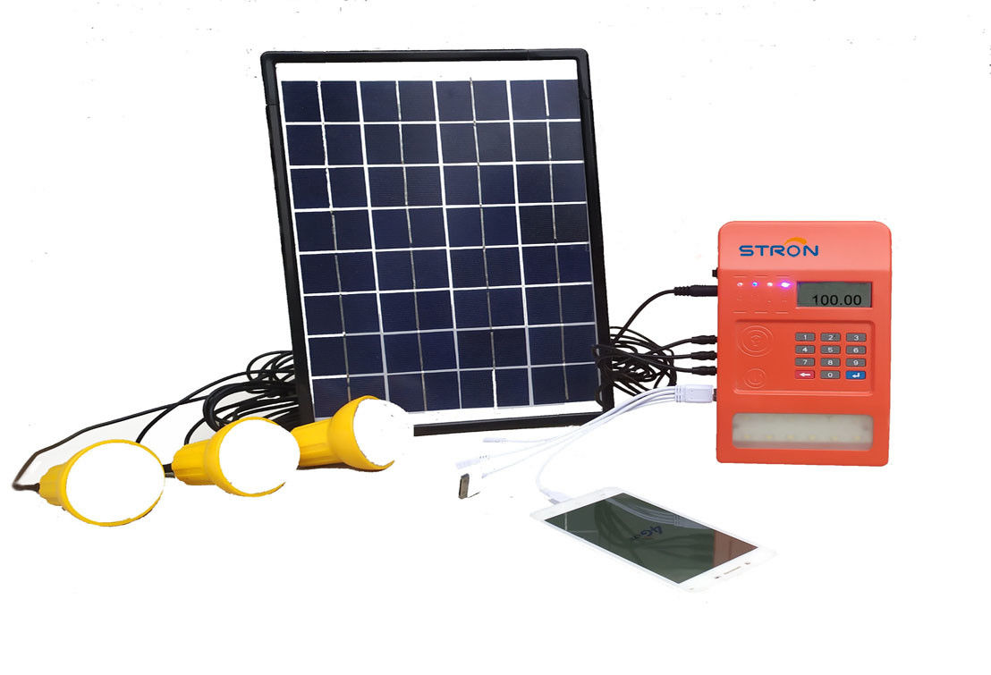 ST388 30W Anti UV Pay As You Go النظام الشمسي مع بطارية 2000mAH Li Ion