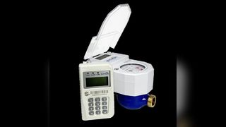 التحكم الدقيق في عداد الكهرباء الذكي مسبق الدفع